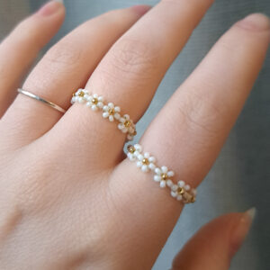 Daisy ring